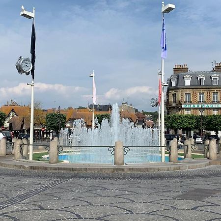 Nice 41 M With Balcony Near The Beach Deauville Exterior foto
